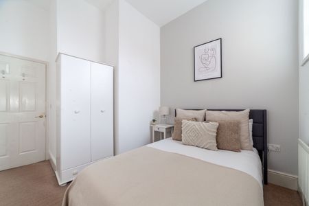 2 Bed Flat, Astoria Court, E8 - Photo 4