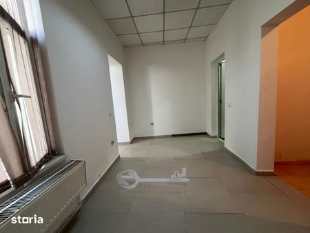 Apartament 2 Camere Decomandat – Zonă Centrală (lângă Oficiul Registru - Photo 4