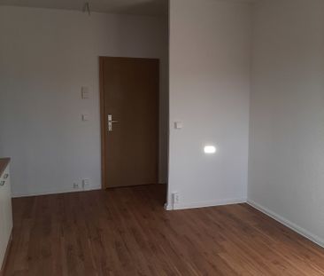 RESERVIERT – Küche sucht Hobbykoch – kleine Wohnung mit Einbauküche ab Oktober verfügbar - Photo 4