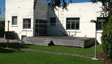 Central Gore - 3 br -$430 pw - Photo 2