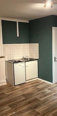 Location Appartement 1 pièce 20m² POITIERS 86000 - Photo 1