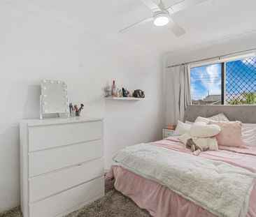 2 Bedroom Apartment in the Heart of Surfers Paradise - Photo 3