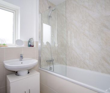 2 bedroom terraced house to rent - Photo 6