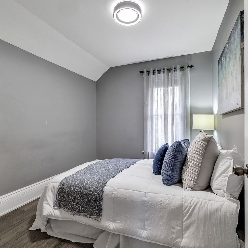 For Lease - 174 William Street Unit# 1, Brantford, Ontario - Photo 1