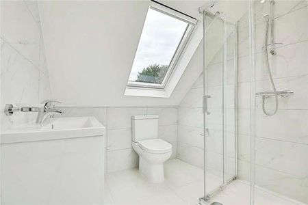 Crowther Avenue, Brentford, TW8 - Photo 5