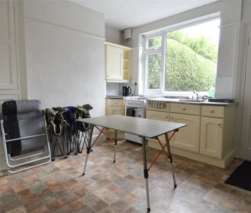 3 bedroom semi-detached house to rent - Photo 6