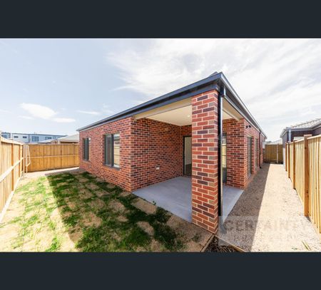 10 Yildiz Street, Charlemont, Vic 3217 - Photo 3