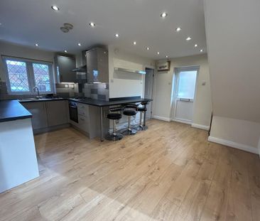 1 bedroom apartment to rent - Photo 2