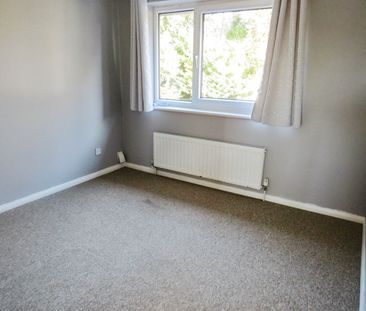 Leaders Way, Newmarket - Photo 2