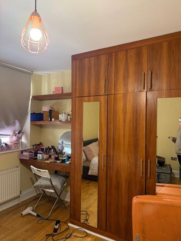 Room in a Shared Flat, Wiltern Court, NW2 - Photo 4