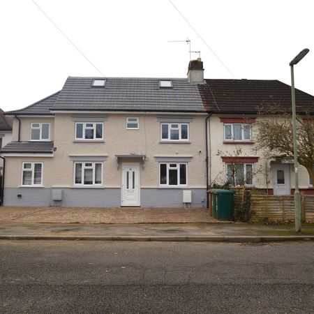 1 bedroom Property to rent - Photo 4