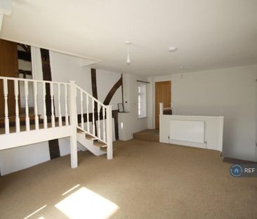 2 bedroom maisonette to rent - Photo 1