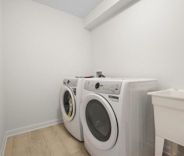 For Lease - 975 Athenry Court, Barrhaven, Ontario - Photo 3