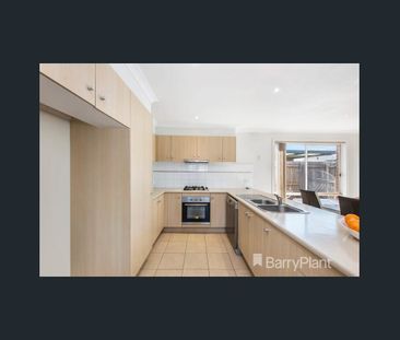 Parkside Locale ✧ Sun-filled ✧ Great Value - Photo 3