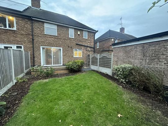 3 bedroom terraced house to rent - Photo 1