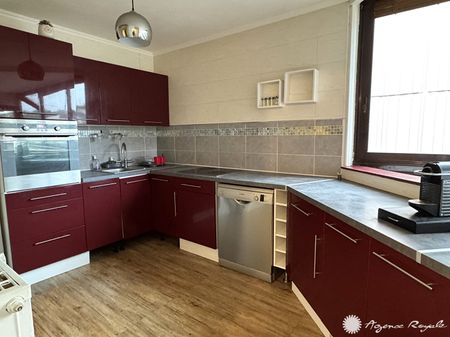 Location Appartement 3 pièces 74m² ST GERMAIN EN LAYE 78100 - Photo 5