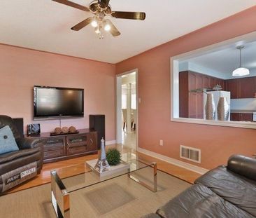 For Lease - 390 Grovehill Road, Oakville, Ontario - Photo 6