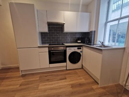 1 bedroom flat to rent - Photo 5