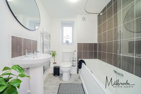 2 bedroom flat to rent - Photo 5