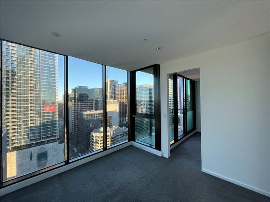2713/618 Lonsdale Street - Photo 1