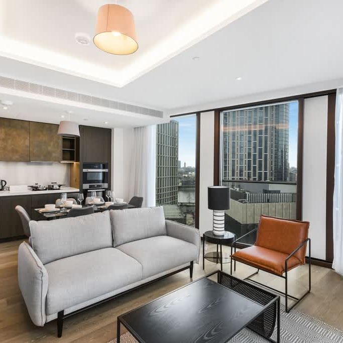 Thames City London SW8 - Photo 1