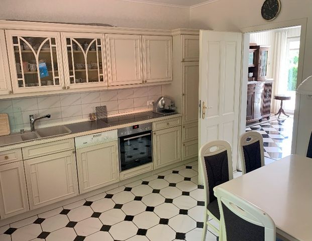 6633 - Charmanter Bungalow mit Gartenidylle in ruhiger Lage von Edewecht - Foto 1