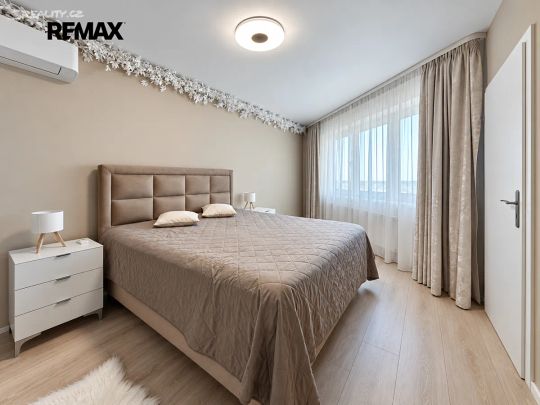 Pronájem bytu 2+kk 81 m² - Photo 1