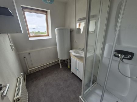 Location Appartement 3 pièces 57m² LOOS 59120 - Photo 5