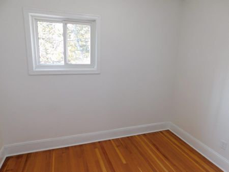 FOR RENT – 3207 Agricola Street, APT #2 (Upper Unit), Halifax, Nova Scotia - Photo 2