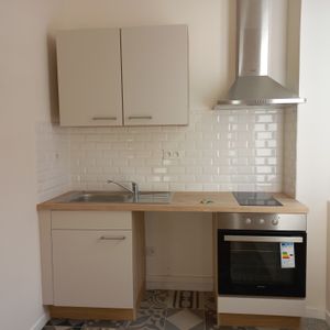 Location Appartement 1 pièce 18m² VICHY 03200 - Photo 2