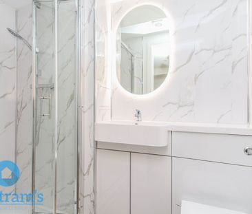 5 bed Apartment for Rent - Photo 6