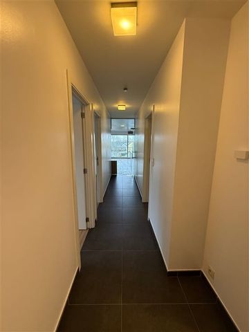 Appartement te huur - Foto 2