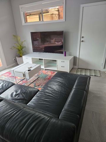 West Footscray - Photo 2
