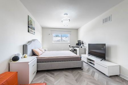 For Lease - 5223 Ruperts Gate Drive Unit# (UPPER LEVEL), Mississauga, Ontario - Photo 3
