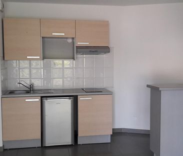 location Appartement T2 DE 47.59m² À TASSIN LA DEMI LUNE - Photo 2