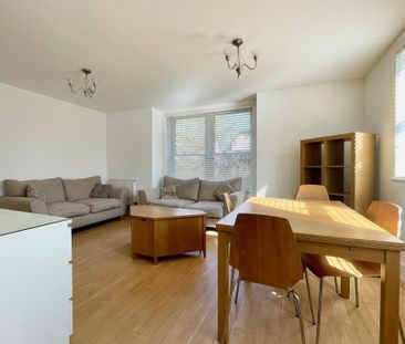2 bedroom flat to rent - Photo 3