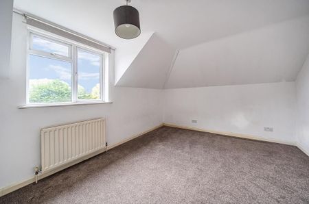 5 bedroom detached house to rent - Photo 4