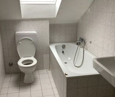 3-Zimmer-Dachgeschoss-Wohung im schönen Emscherblick! - Photo 1