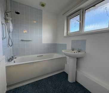 Alpine Close, Oakham, LE15 - Photo 3