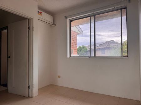 2 Bedroom Townhouse with carspace - Photo 4