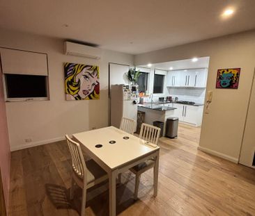 Malvern East - Photo 1