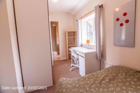 27 Barstow Avenue - Photo 3