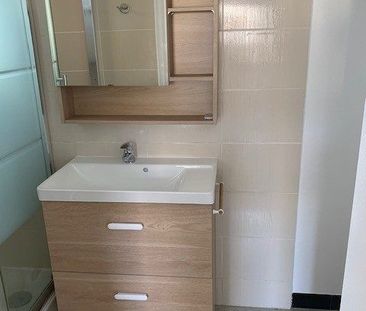 Location Appartement 2 pièces 42m² OBJAT 19130 - Photo 5