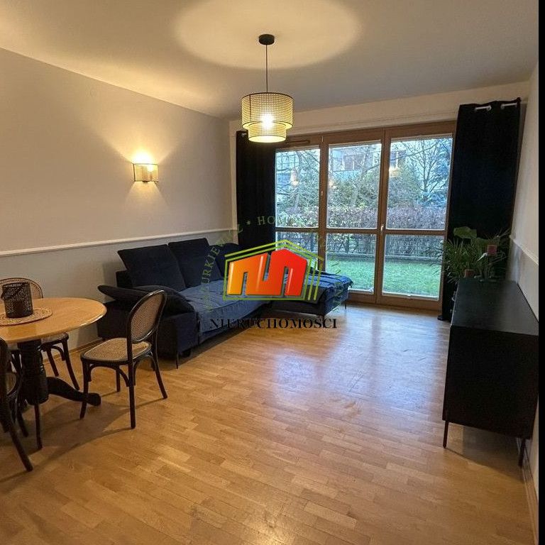 Warszawa M., Warszawa, Wilanów, Miasteczko Wilanów - Zdjęcie 1