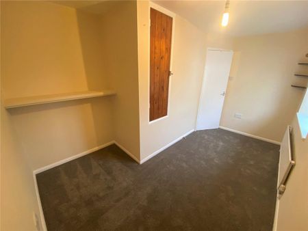 2 bedroom semi-detached house to rent - Photo 4