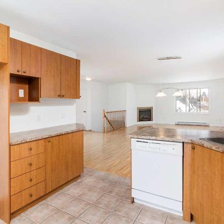 Appartement 4-1/2 L’ASSOMPTION -1620$/mois (2ème étage) - Photo 4