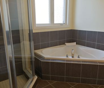 For Lease - 34 Christian Ritter Drive, Markham, Ontario - Photo 3