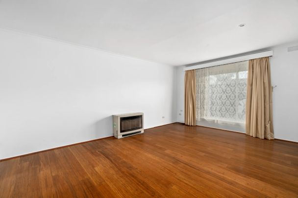 Accommodating 2 Bedroom Unit - Photo 1