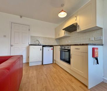 1 bedroom flat to rent - Photo 6