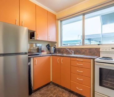 Fully Furnished Townhouse - Photo 1